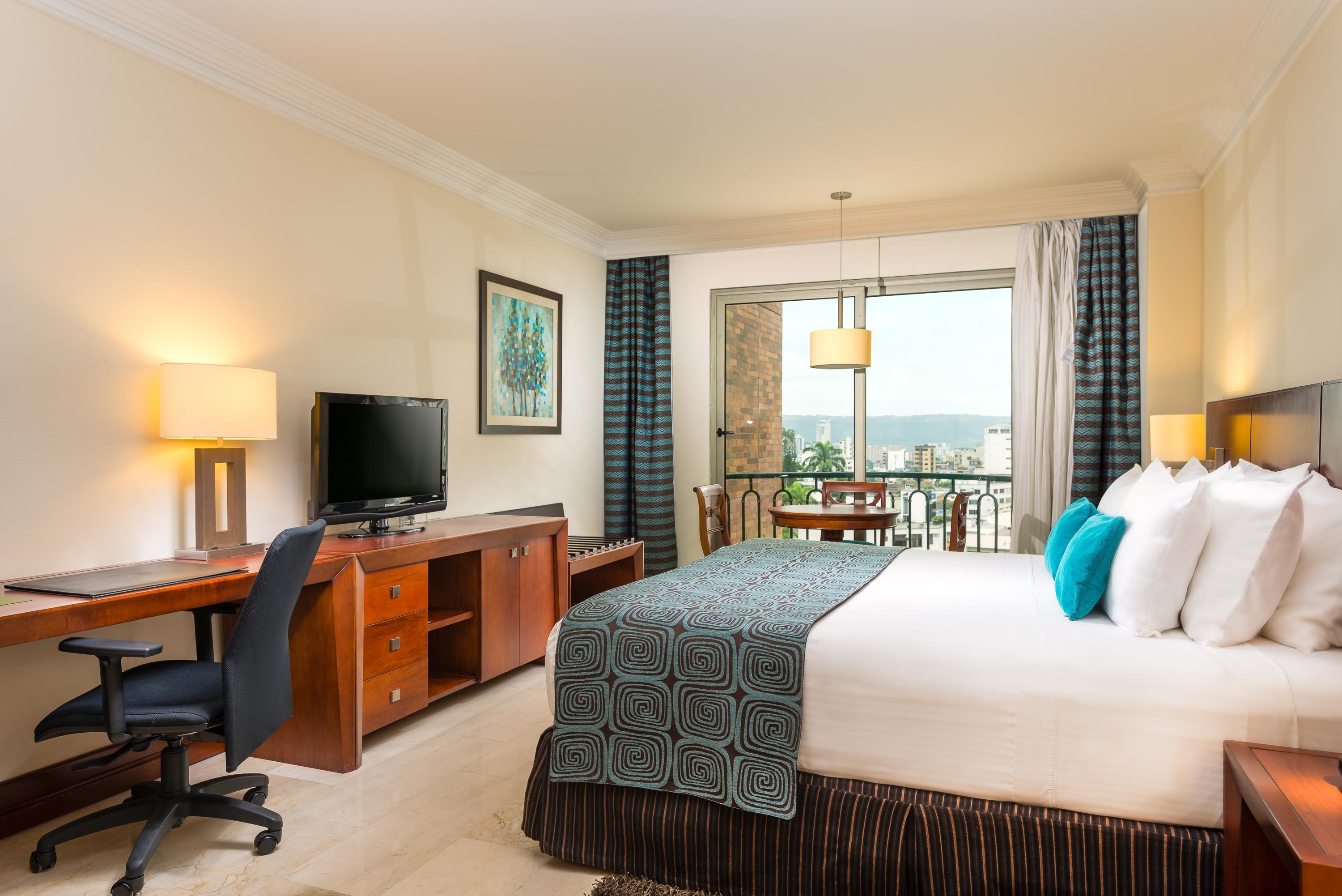 Hotel Dann Carlton Bucaramanga Bagian luar foto A room at the Hilton Tel Aviv