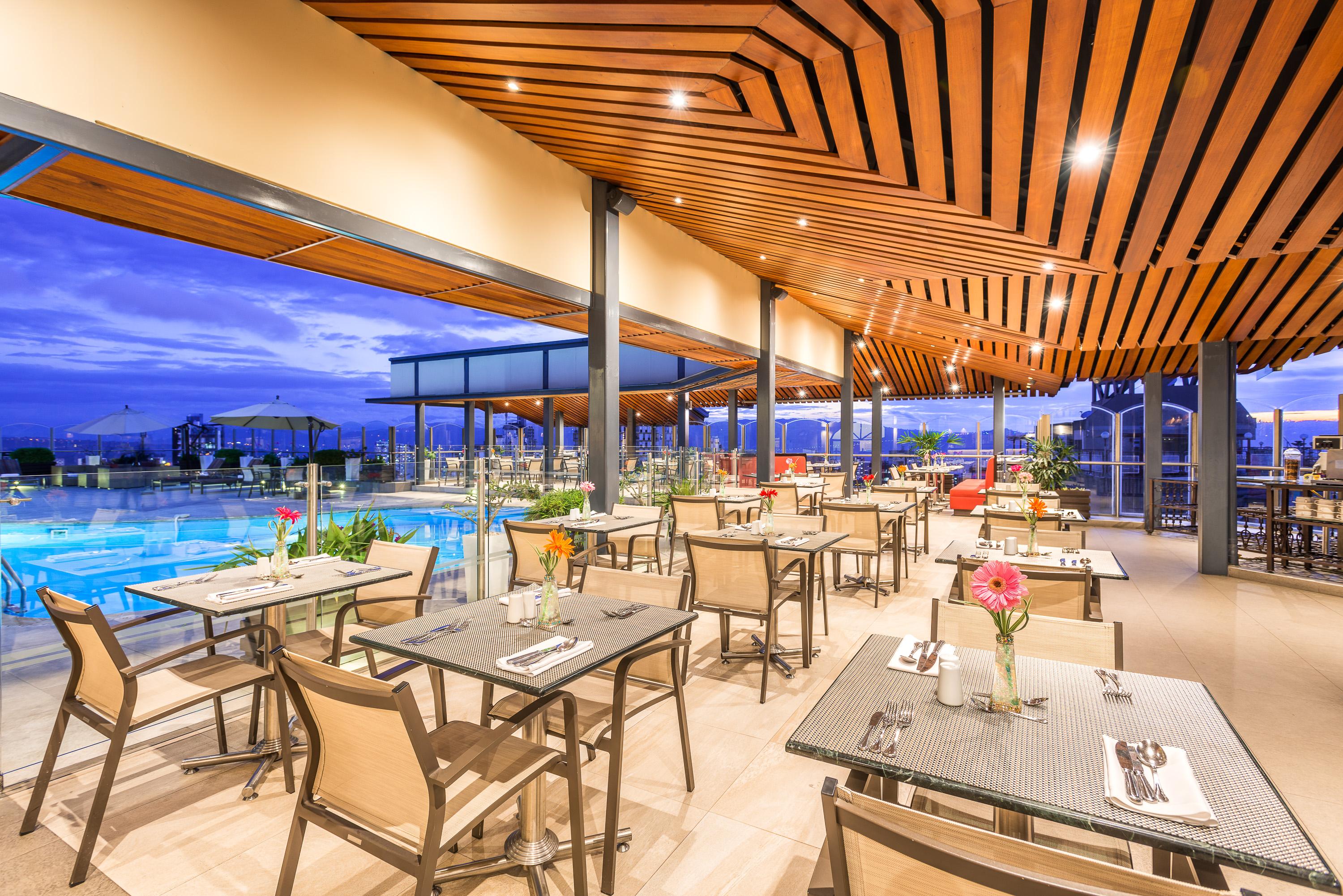 Hotel Dann Carlton Bucaramanga Bagian luar foto The Deck
