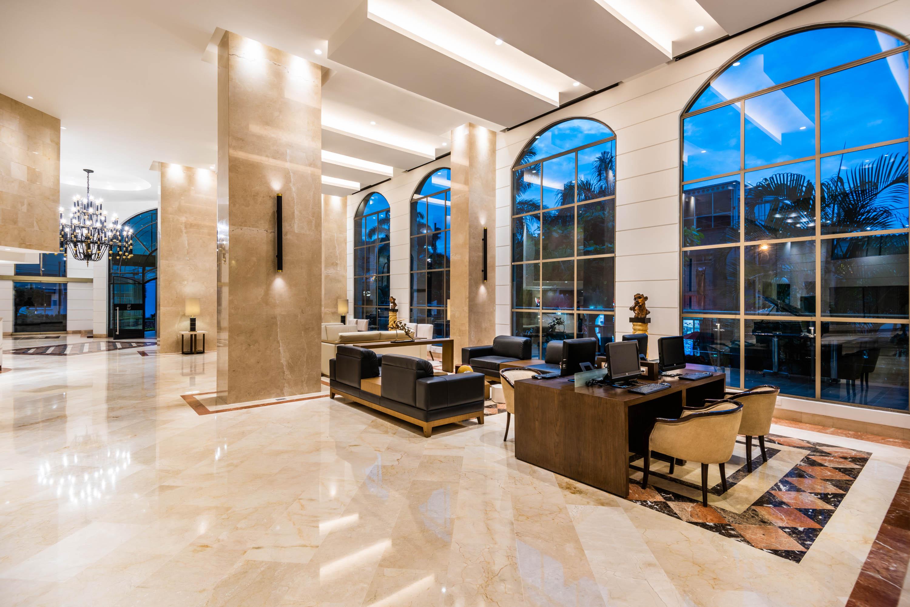 Hotel Dann Carlton Bucaramanga Bagian luar foto Lobby