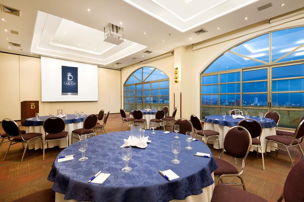 Hotel Dann Carlton Bucaramanga Bagian luar foto Meeting room